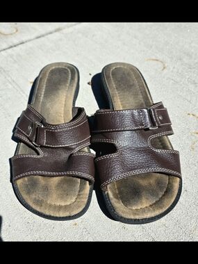 Comfort Plus by Predictions sandals. Women Size 9.5w